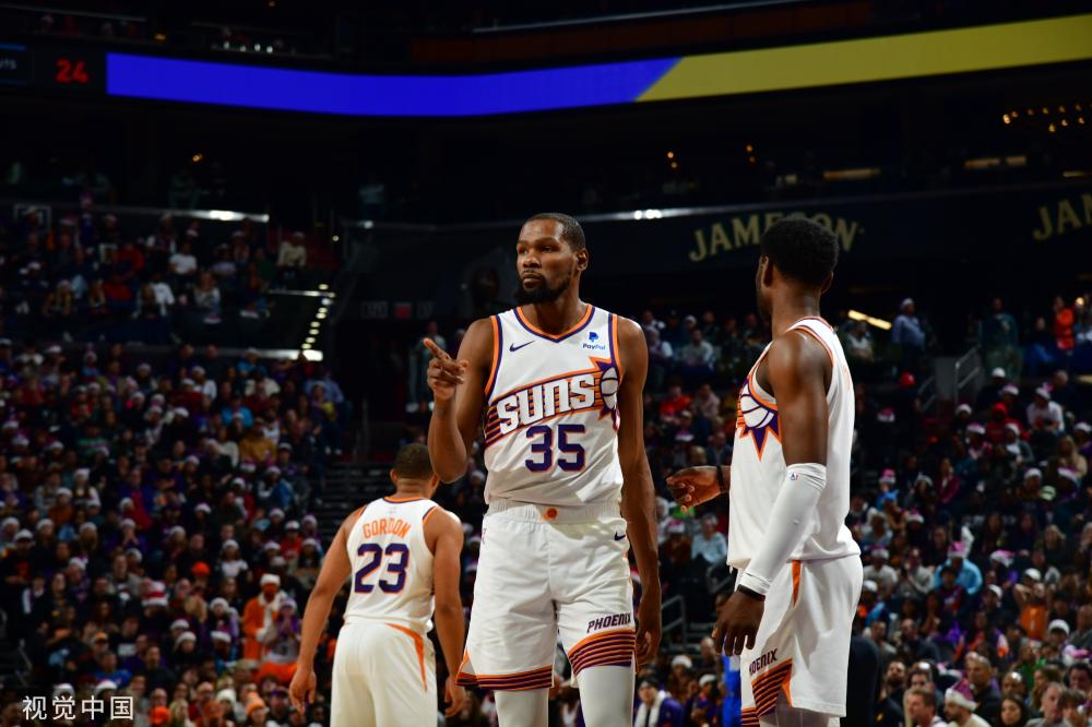 他以卓越的 他以卓越的