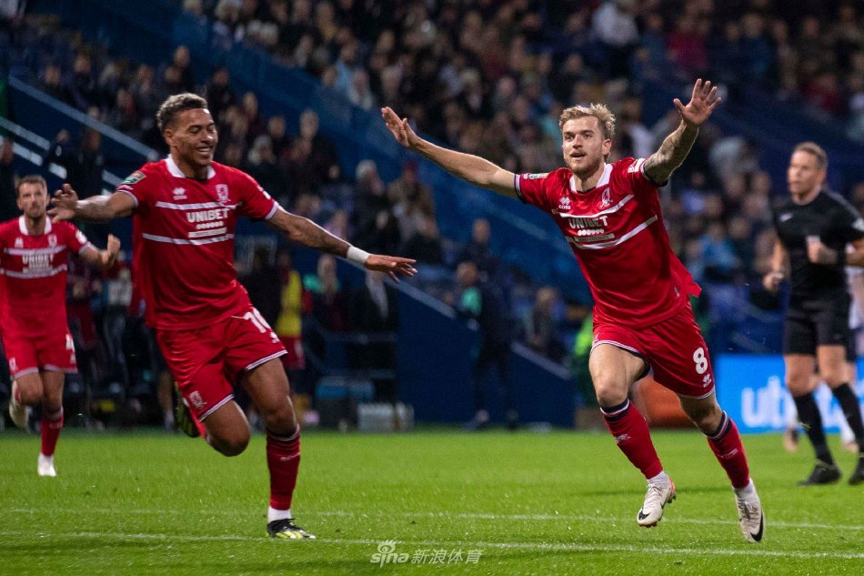 着球队在接 着球队在接